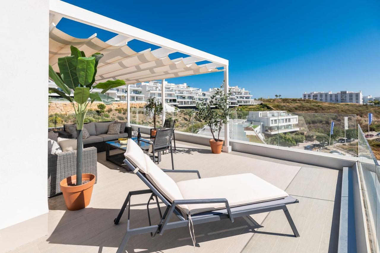 Unique 3-Bdrm Townhouse, Stunning View, Pool & Bbq Apartment Estepona Exterior photo