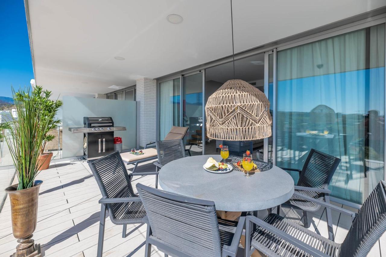 Unique 3-Bdrm Townhouse, Stunning View, Pool & Bbq Apartment Estepona Exterior photo