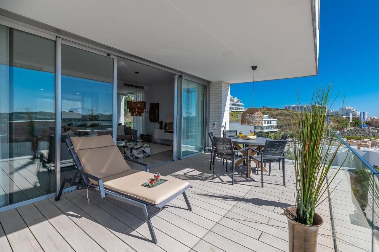Unique 3-Bdrm Townhouse, Stunning View, Pool & Bbq Apartment Estepona Exterior photo