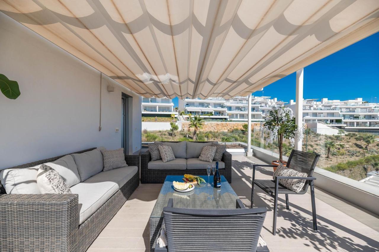 Unique 3-Bdrm Townhouse, Stunning View, Pool & Bbq Apartment Estepona Exterior photo